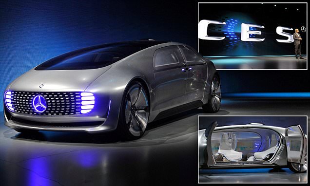 Mercedes Pamerkan Mobil Tanpa Pengemudi Saingi Google